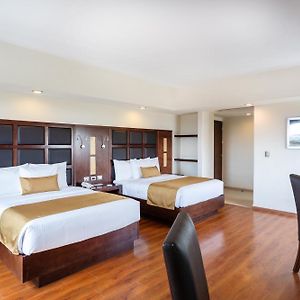 Queen Suite Two Queen Beds Non Smoking